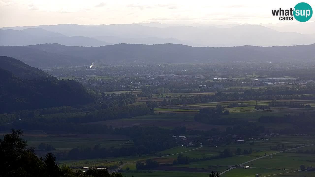 Spletna kamera Dol pri Ljubljani – Panorama z Vrha pri Dolskem