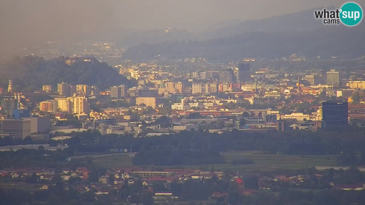 Spletna kamera Dol pri Ljubljani – Panorama z Vrha pri Dolskem
