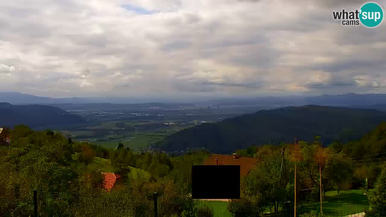 Web kamera Dol pri Ljubljani – Panoramski pogled s Vrha pri Dolskem