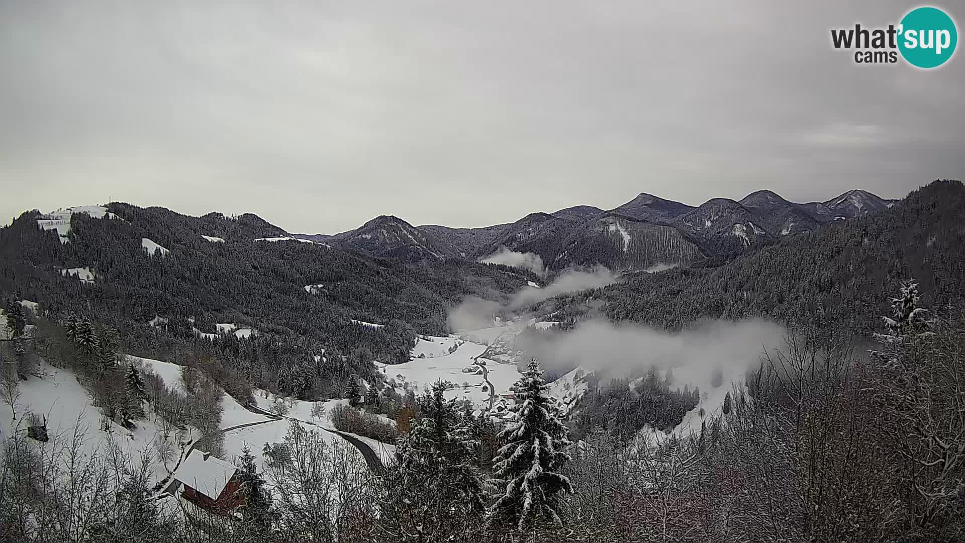 Spletna kamera Dražgoše – Brunarica Dražgoše