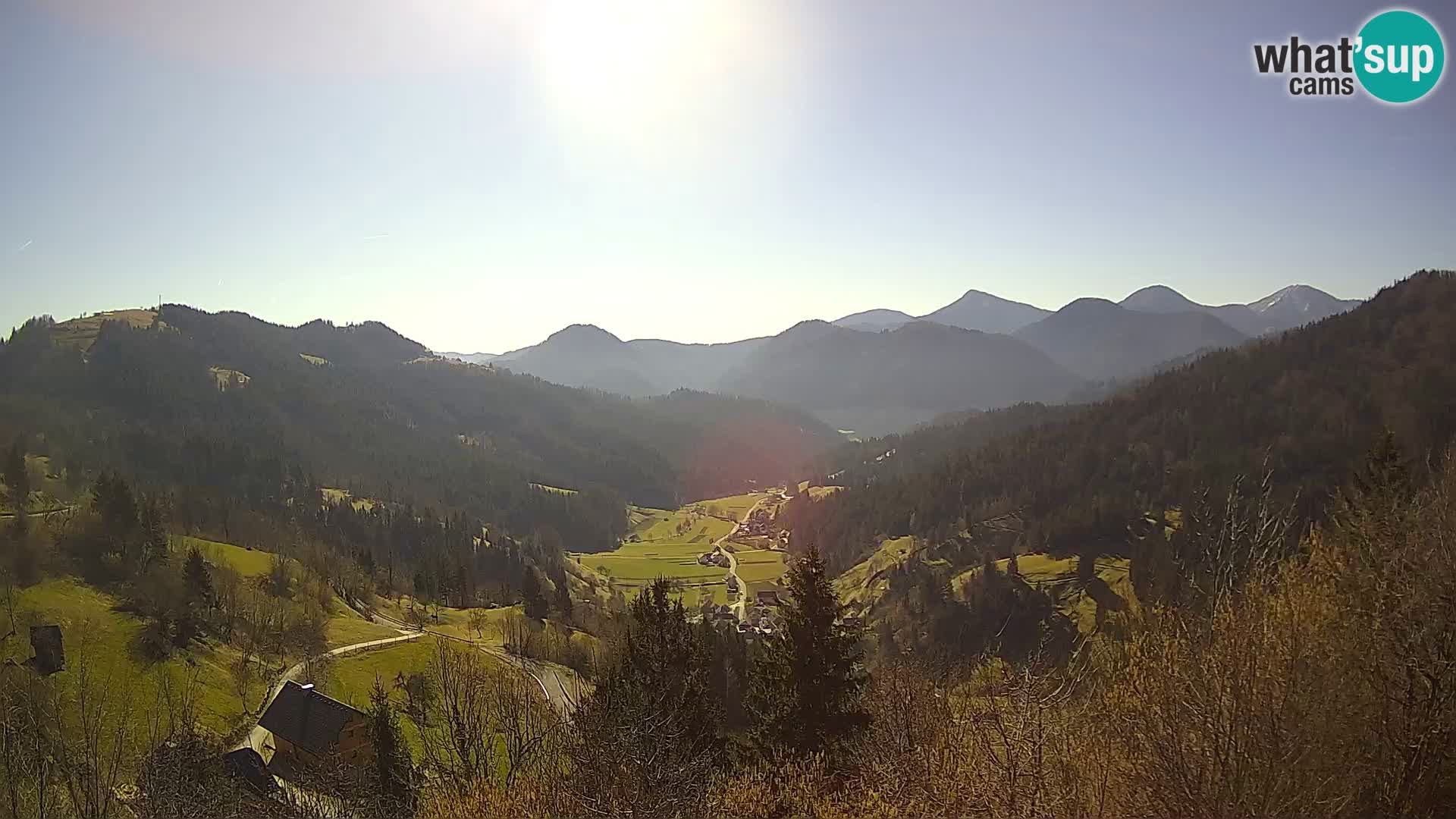 Spletna kamera Dražgoše – Brunarica Dražgoše