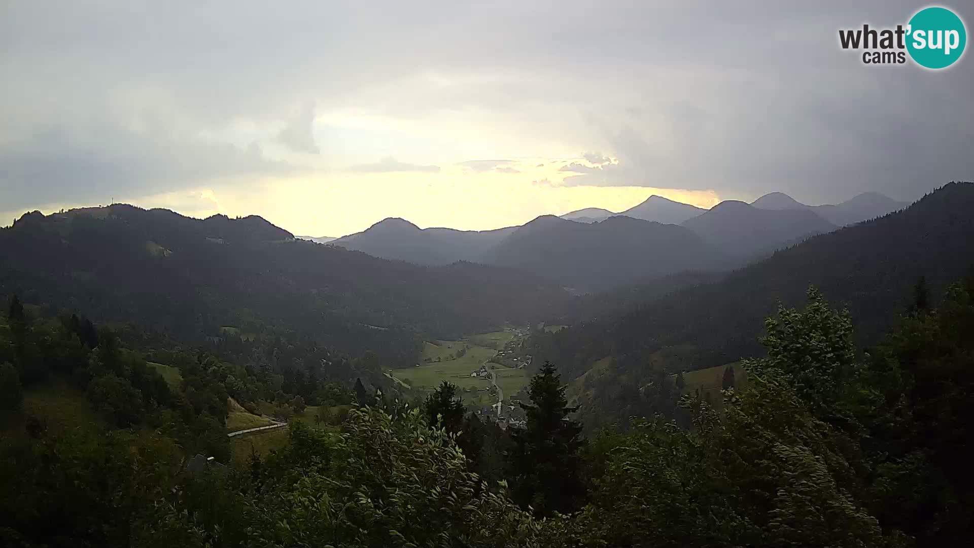 Spletna kamera Dražgoše – Brunarica Dražgoše