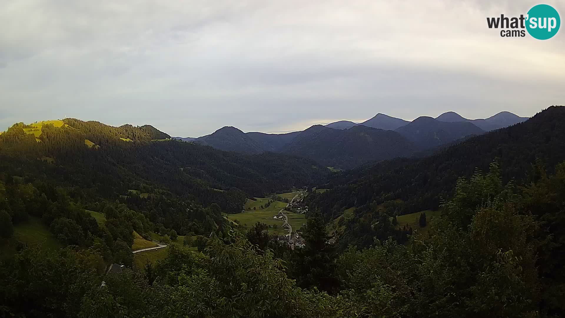Spletna kamera Dražgoše – Brunarica Dražgoše
