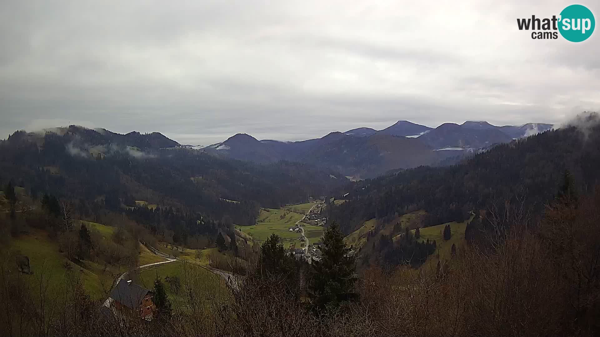 Spletna kamera Dražgoše – Brunarica Dražgoše