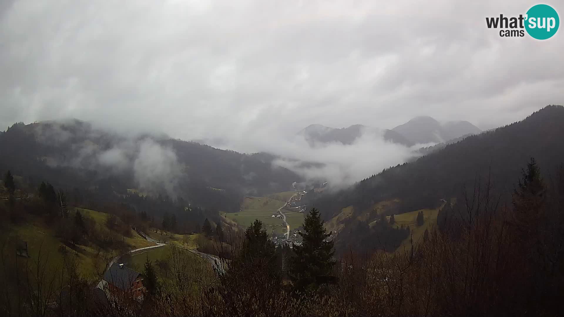 Spletna kamera Dražgoše – Brunarica Dražgoše