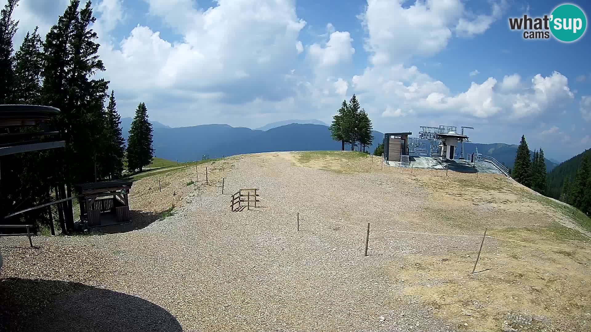 Spletna kamera Smučarski center Golte – Hotel Montis