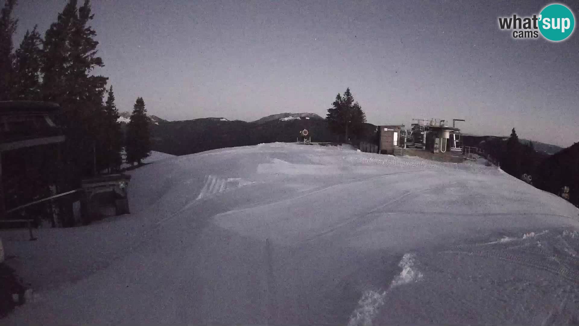 Spletna kamera Smučarski center Golte – Hotel Montis