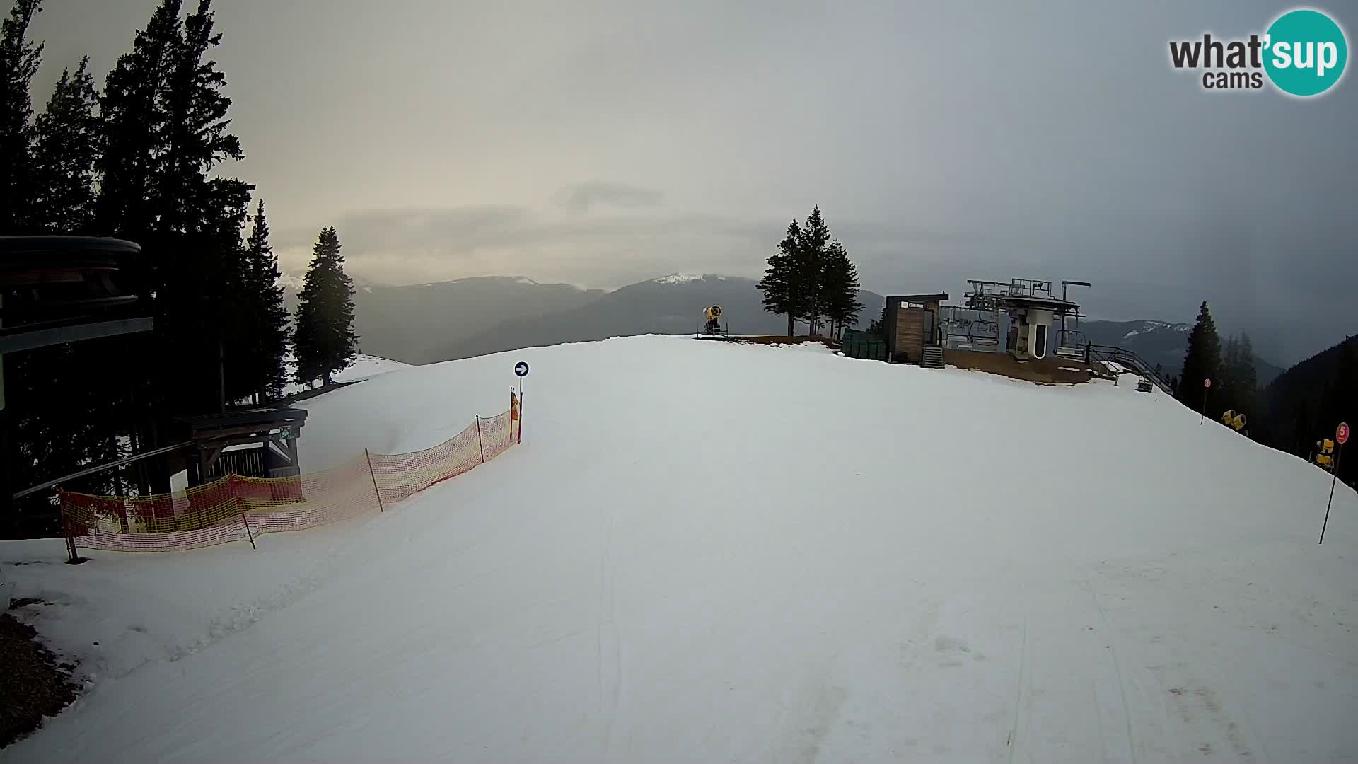 Spletna kamera Smučarski center Golte – Hotel Montis