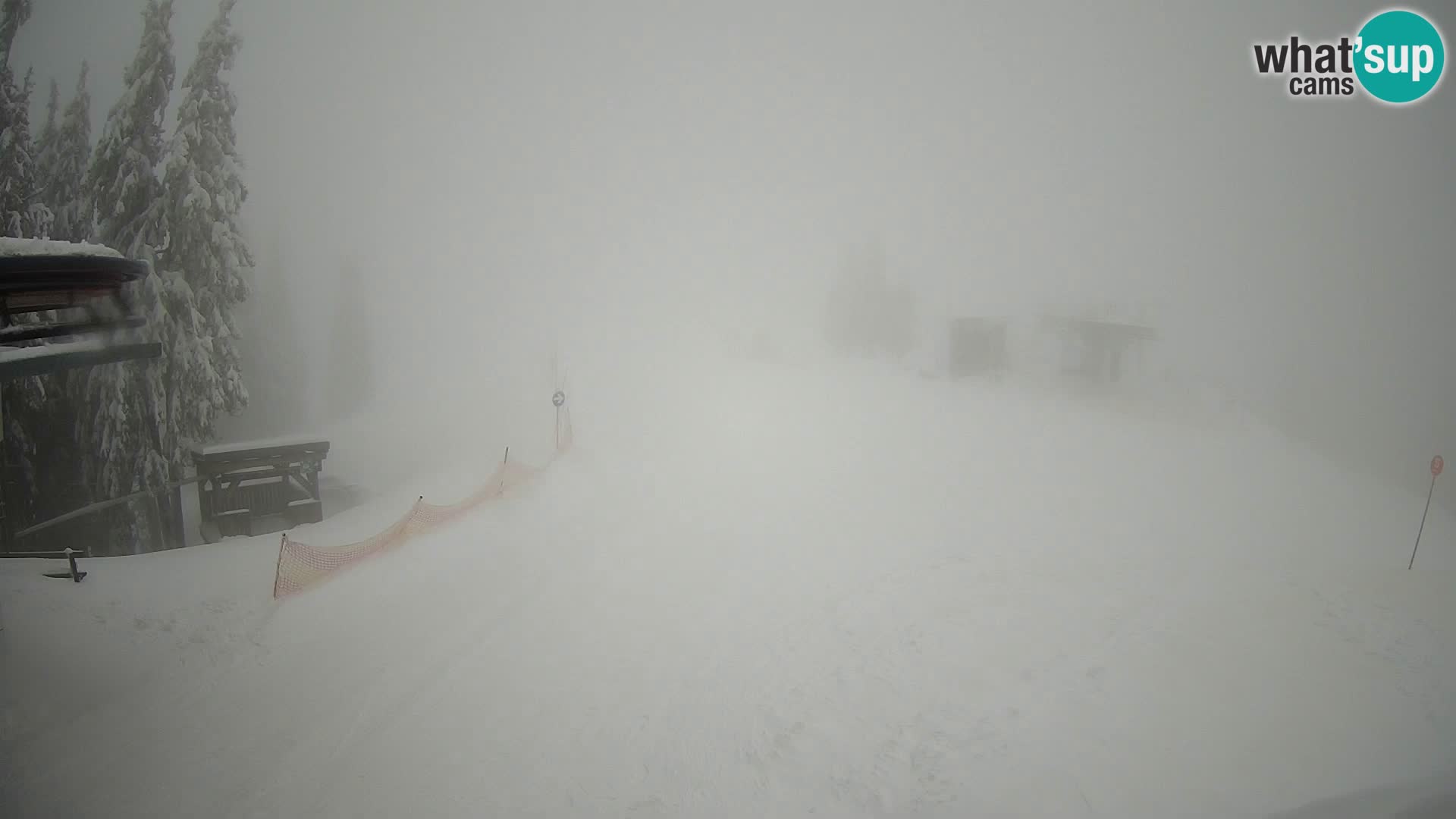 Spletna kamera Smučarski center Golte – Hotel Montis