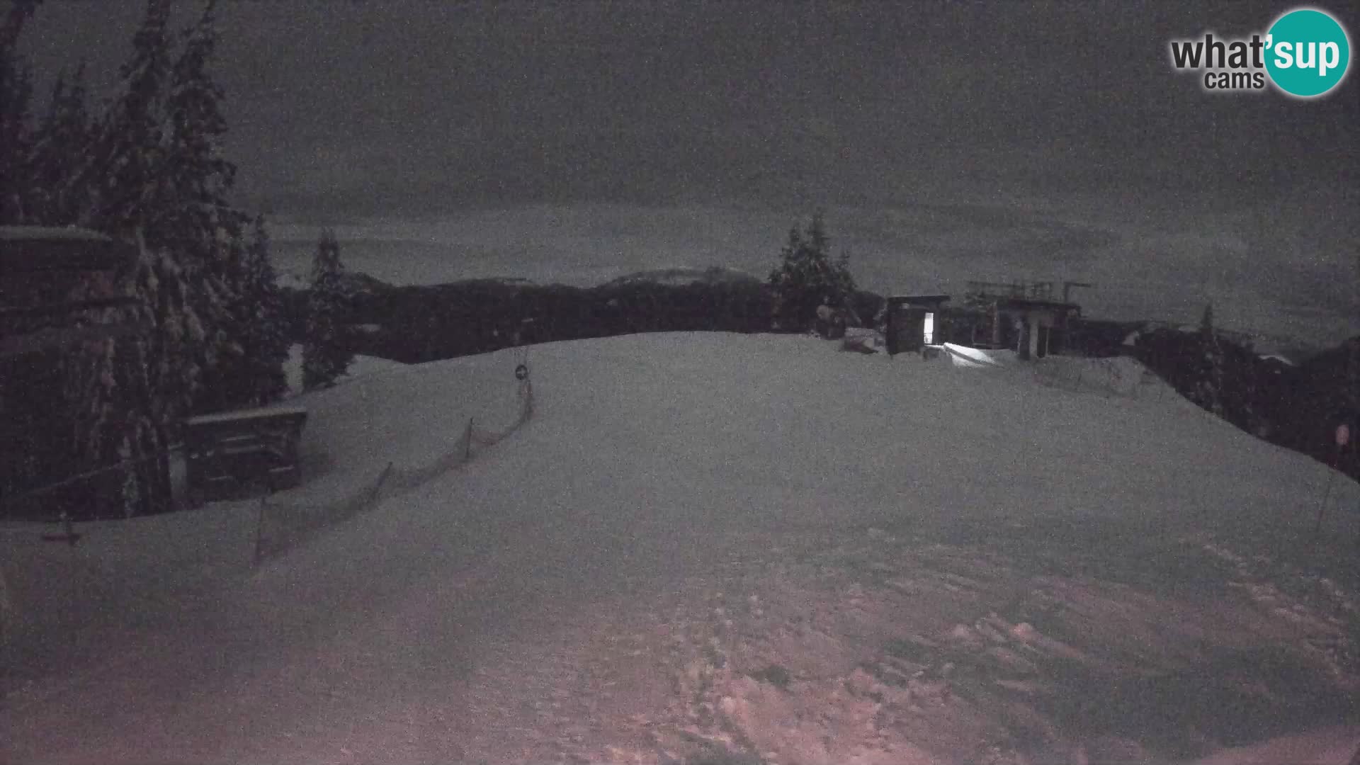 Spletna kamera Smučarski center Golte – Hotel Montis