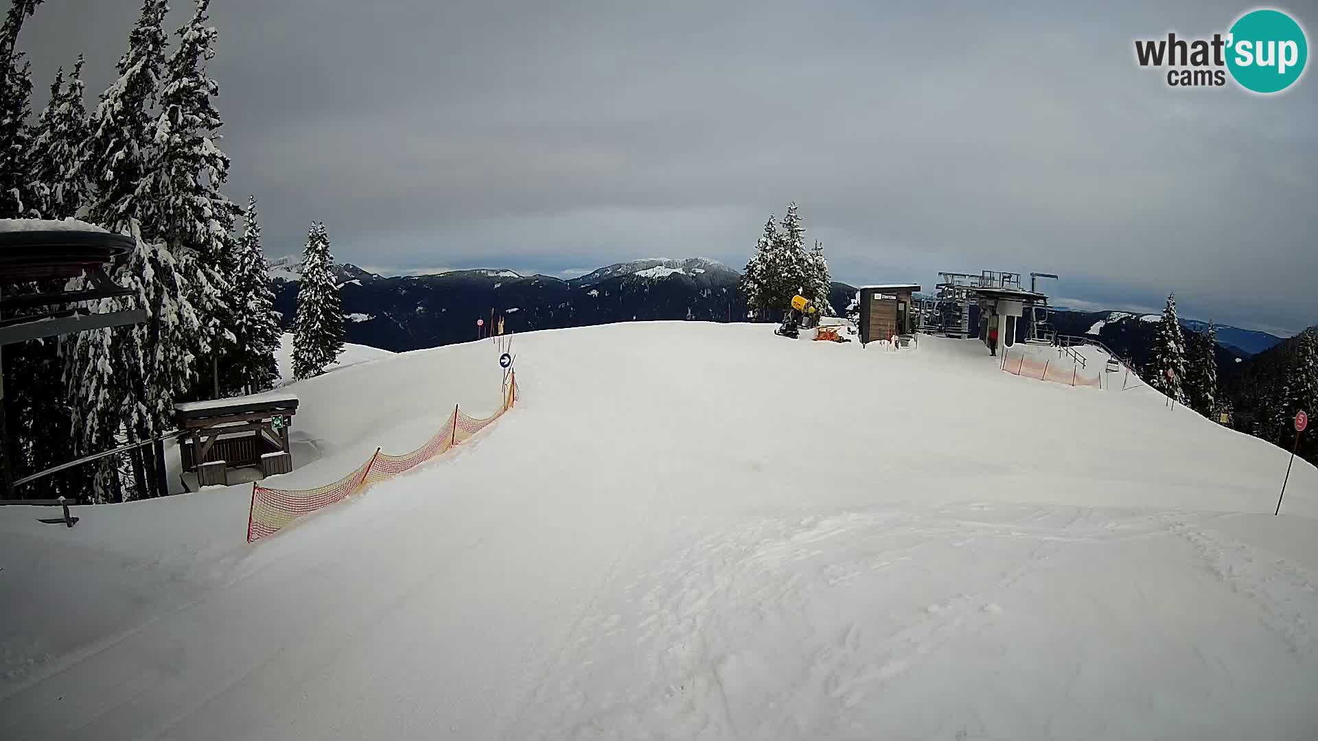 Spletna kamera Smučarski center Golte – Hotel Montis