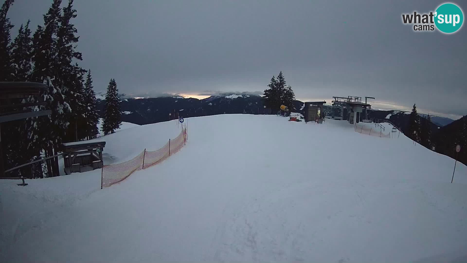 Spletna kamera Smučarski center Golte – Hotel Montis
