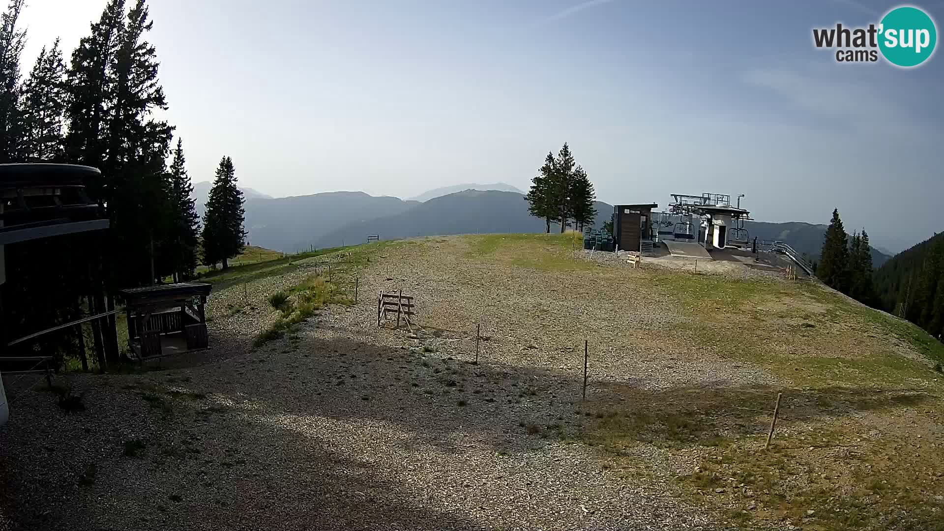 Spletna kamera Smučarski center Golte – Hotel Montis