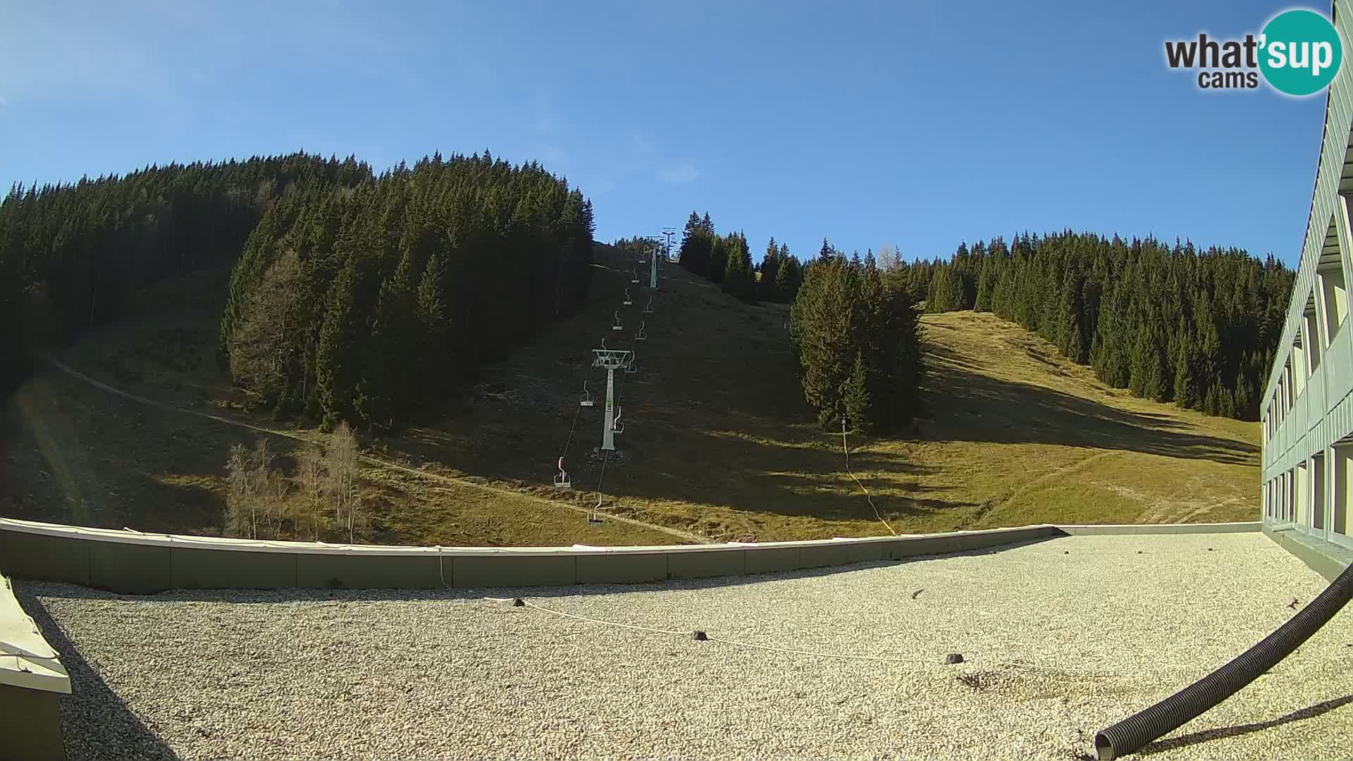 Spletna kamera smučišča GOLTE v živo – pogled na Medvedjak