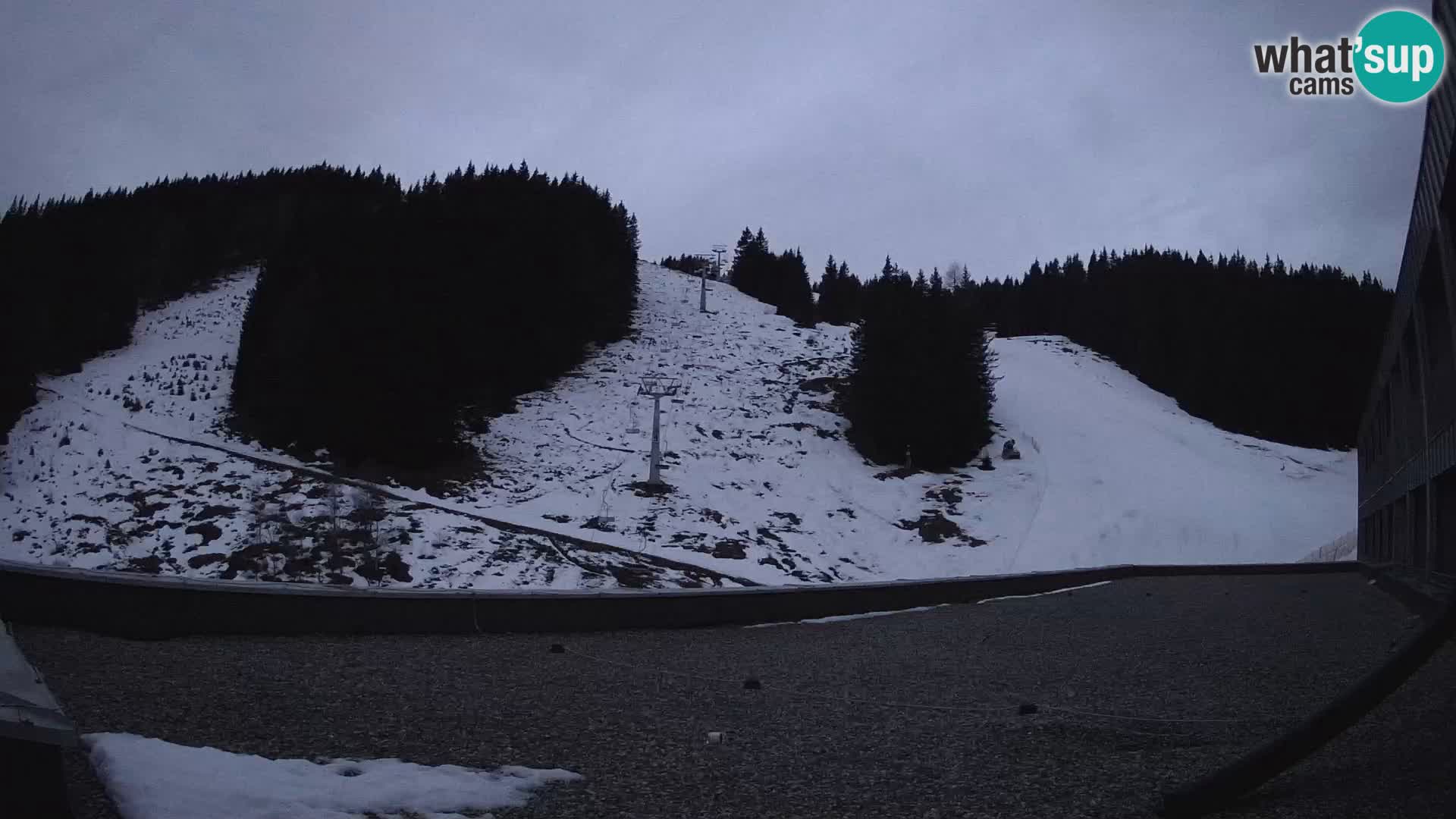 Cámara web en vivo de la estación de esquí GOLTE – vista a Medvedjak – Eslovenia