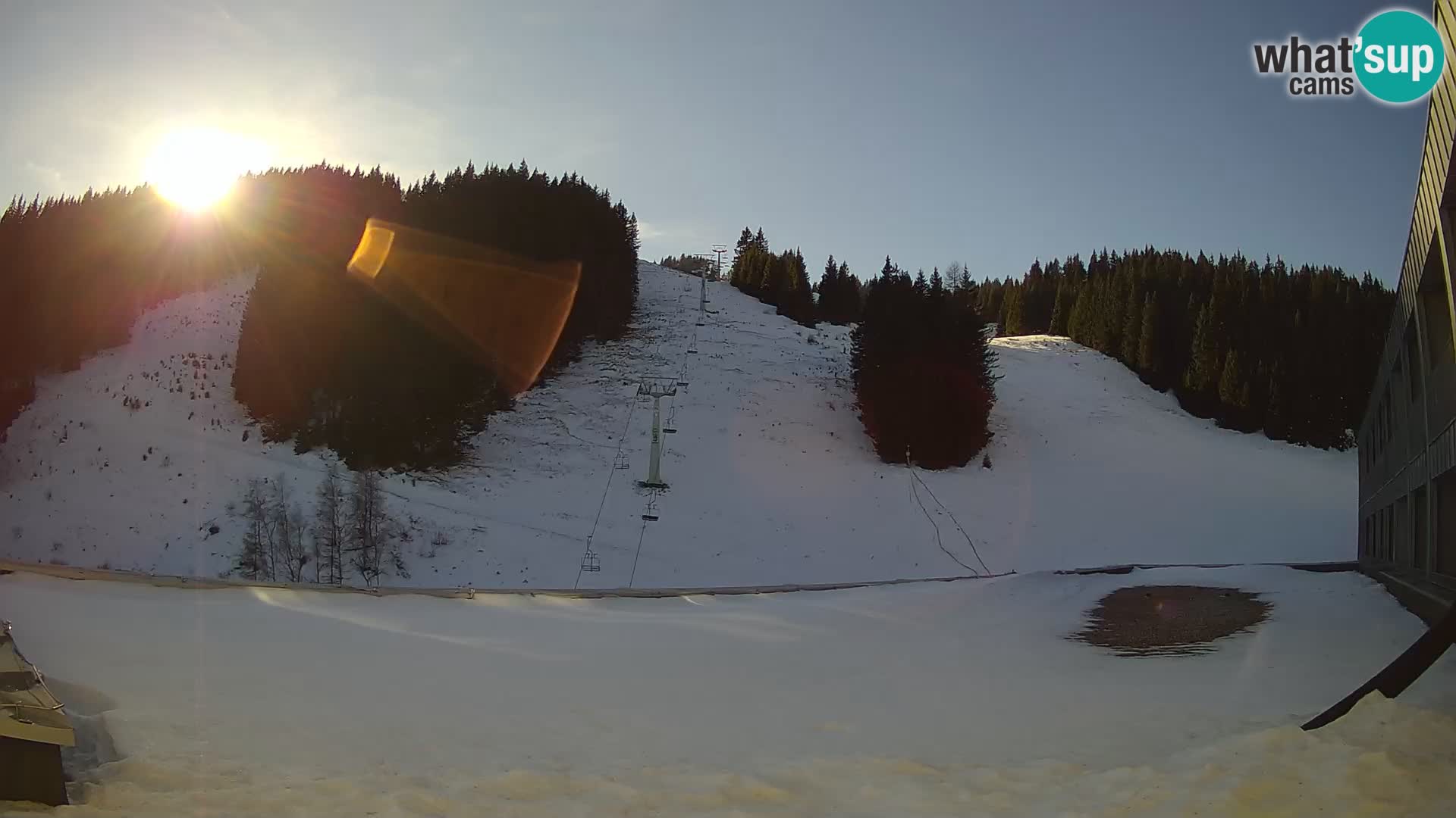 Cámara web en vivo de la estación de esquí GOLTE – vista a Medvedjak – Eslovenia