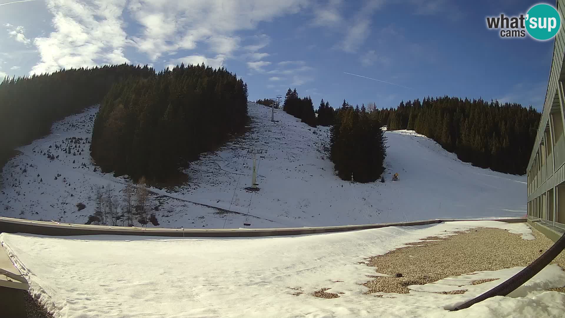 Cámara web en vivo de la estación de esquí GOLTE – vista a Medvedjak – Eslovenia