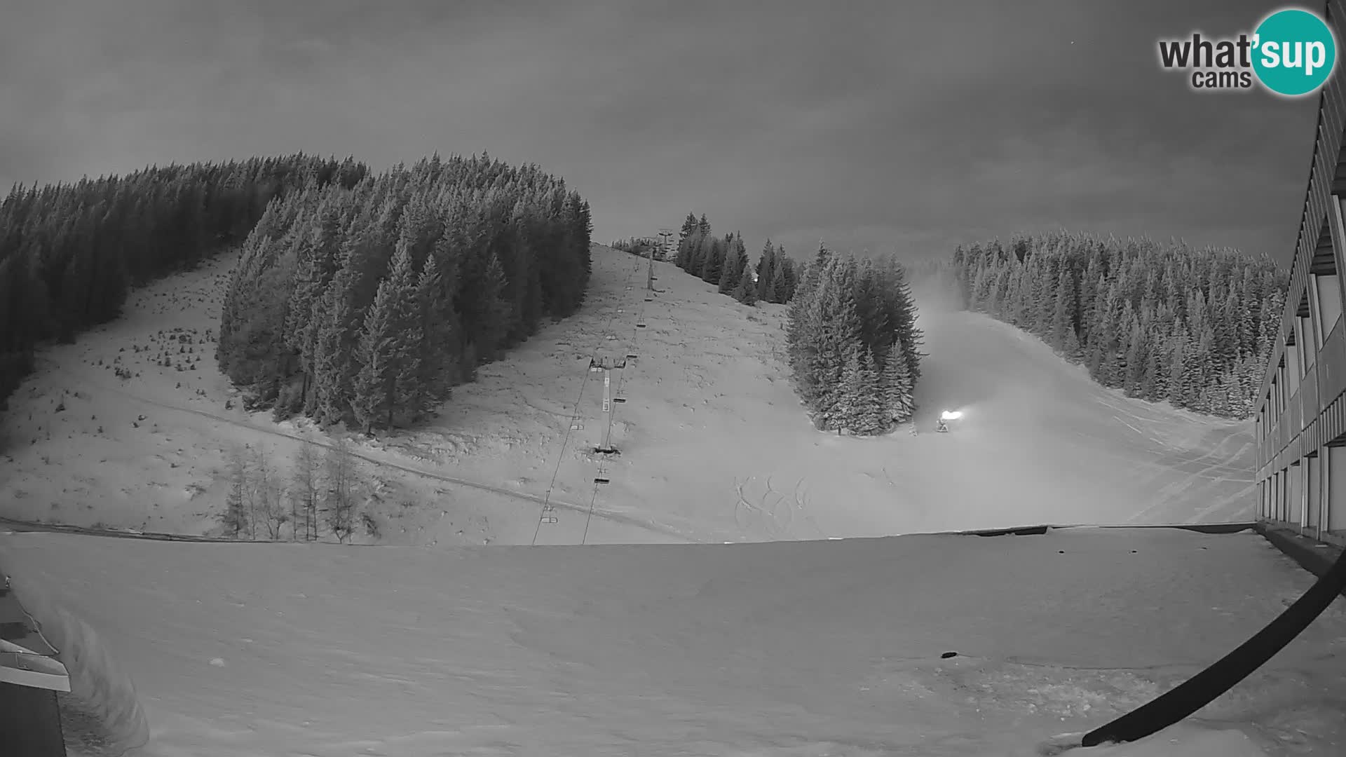 GOLTE skijalište web kamera – pogled na Medvedjak – Slovenija