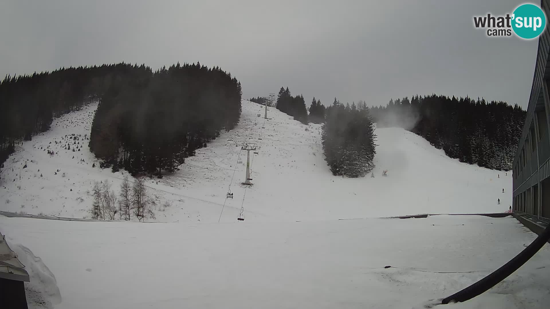 Cámara web en vivo de la estación de esquí GOLTE – vista a Medvedjak – Eslovenia