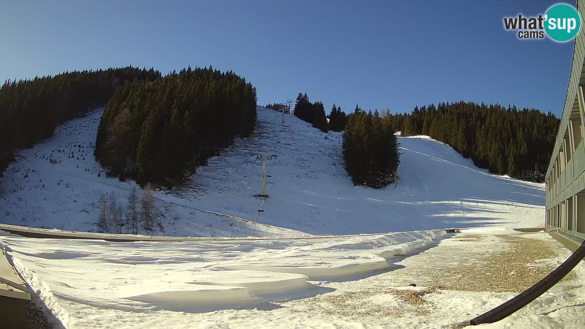 Cámara web en vivo de la estación de esquí GOLTE – vista a Medvedjak – Eslovenia