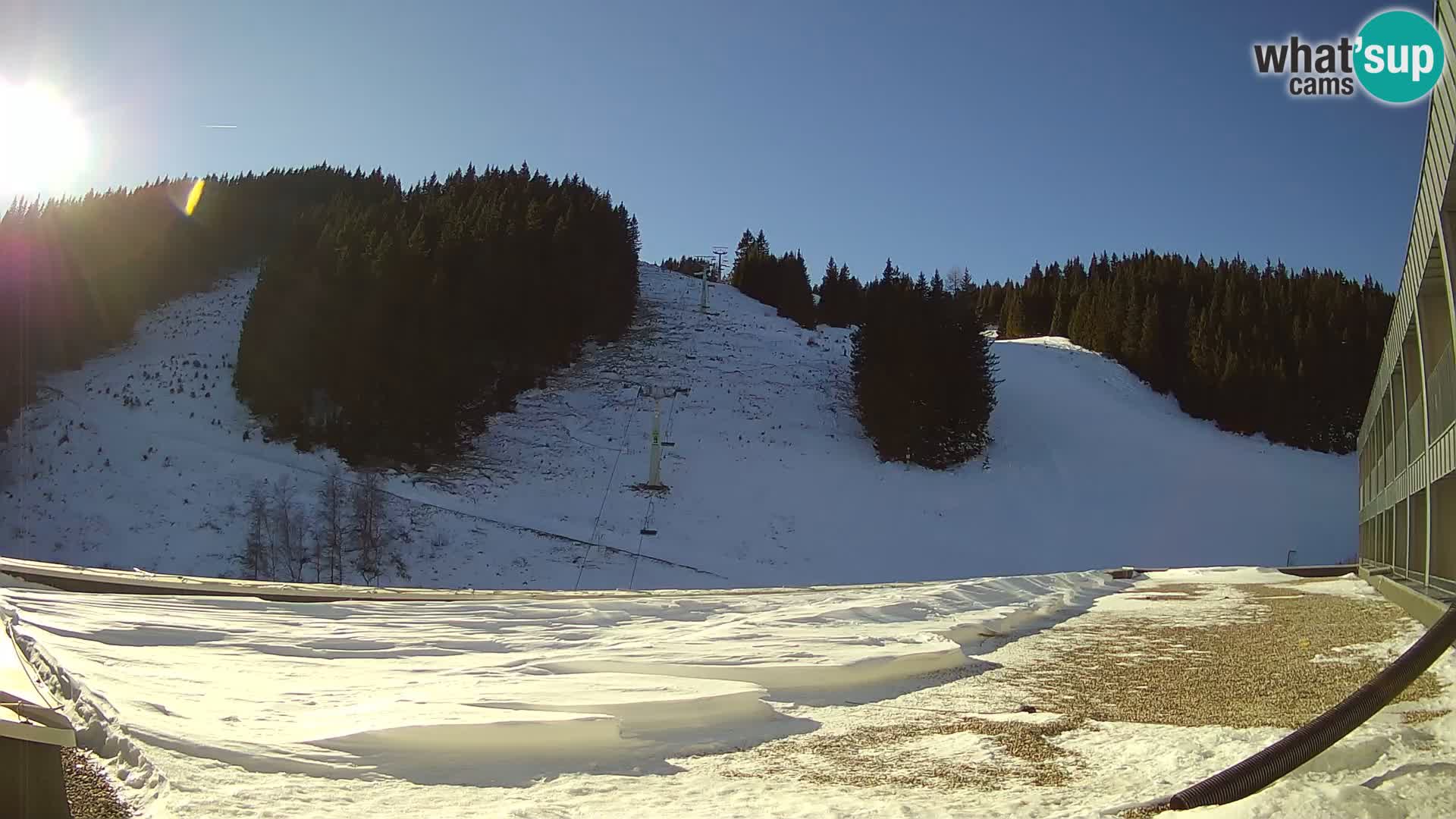 Cámara web en vivo de la estación de esquí GOLTE – vista a Medvedjak – Eslovenia