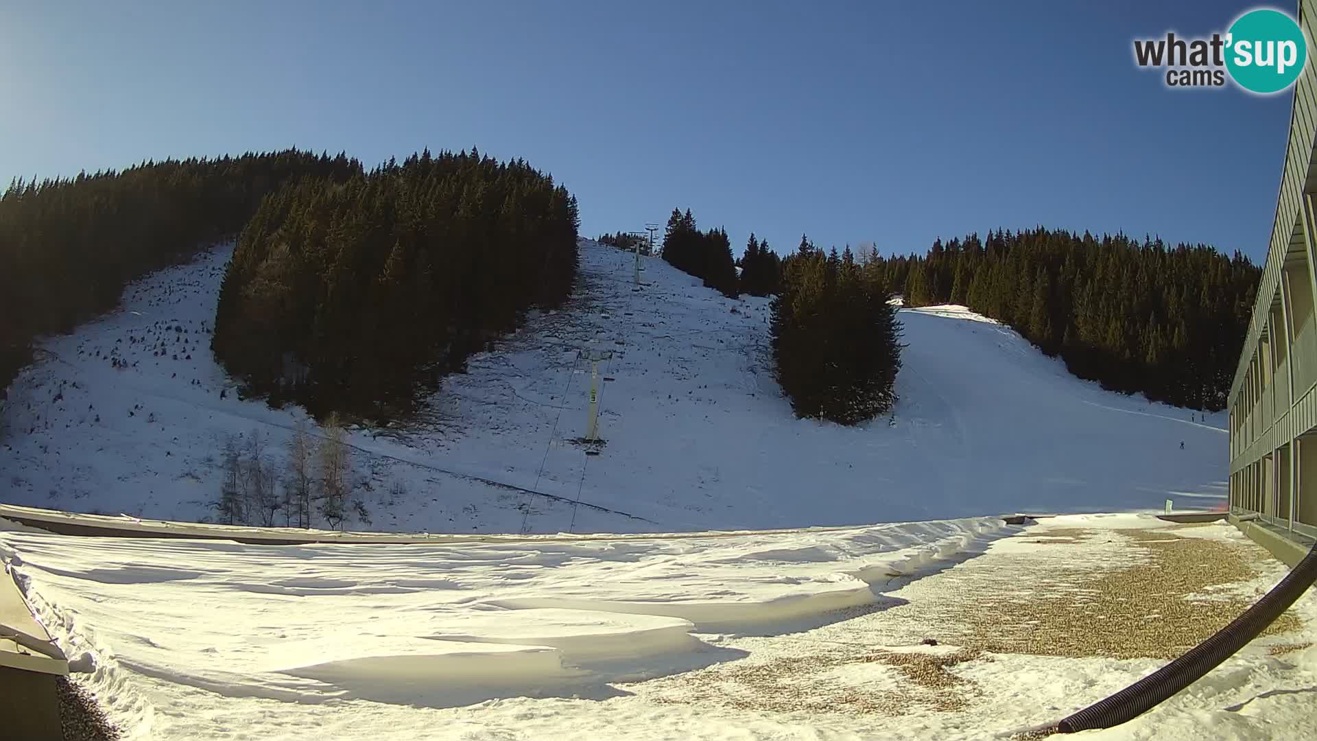 Cámara web en vivo de la estación de esquí GOLTE – vista a Medvedjak – Eslovenia