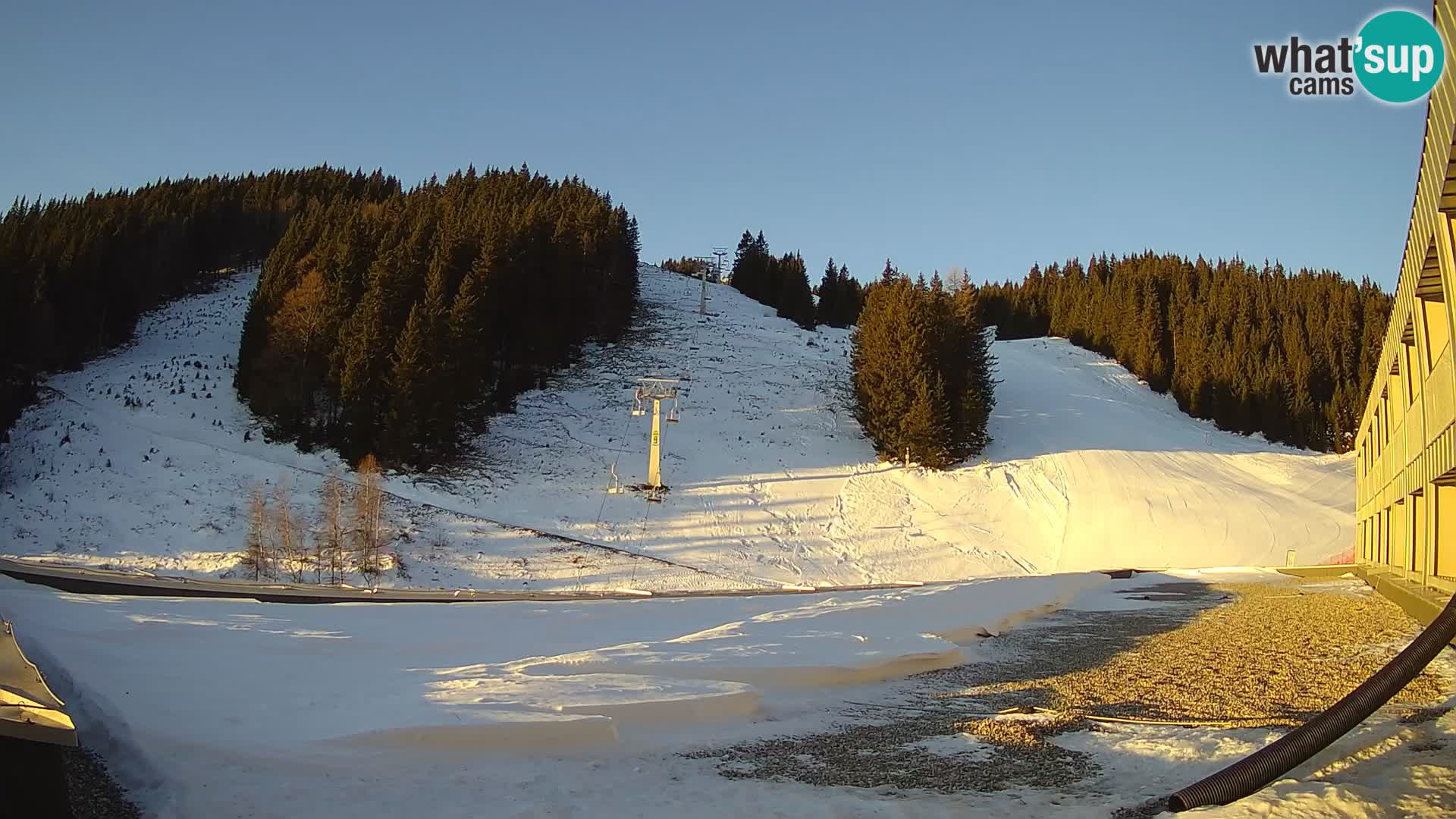 GOLTE Skigebiet webcam – Schöne Aussicht auf Medvedjak – Slowenien