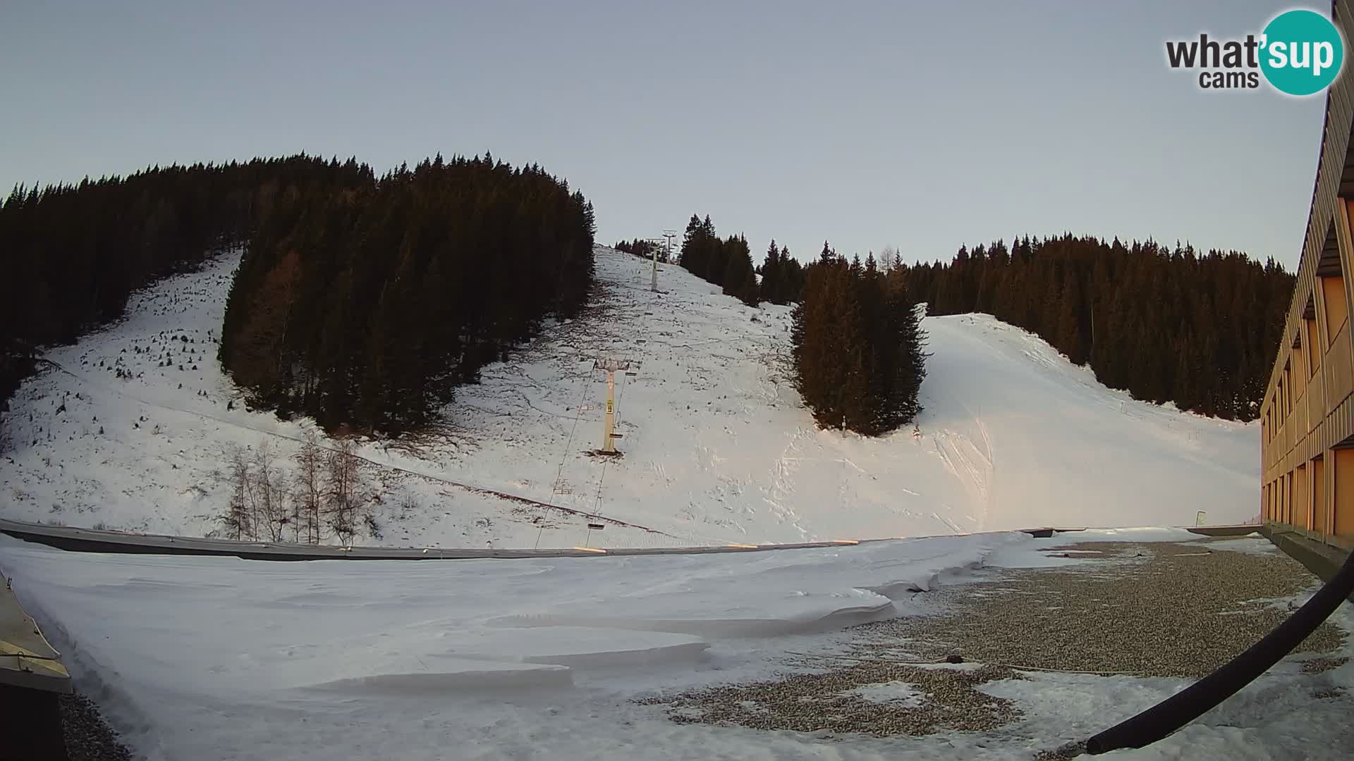 Webcam en direct de la station de ski de GOLTE – vue sur Medvedjak – Slovénie