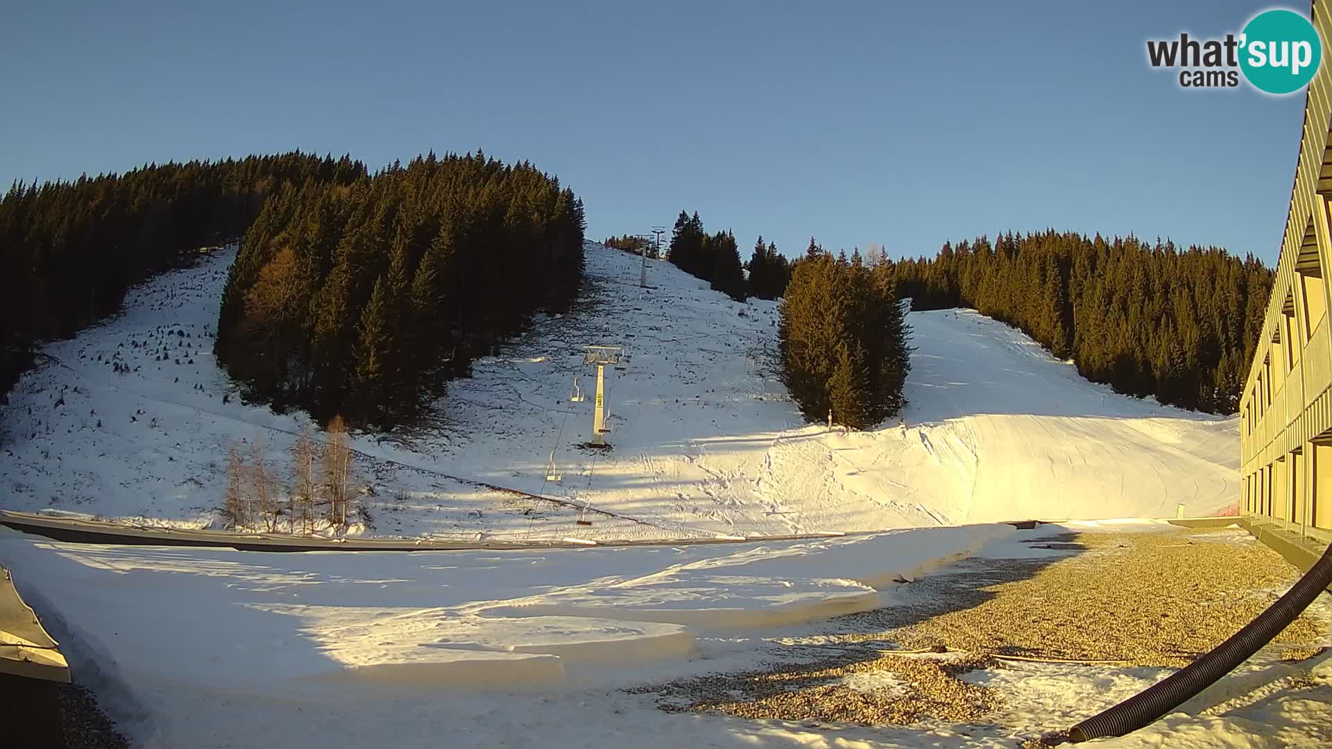 Webcam en direct de la station de ski de GOLTE – vue sur Medvedjak – Slovénie