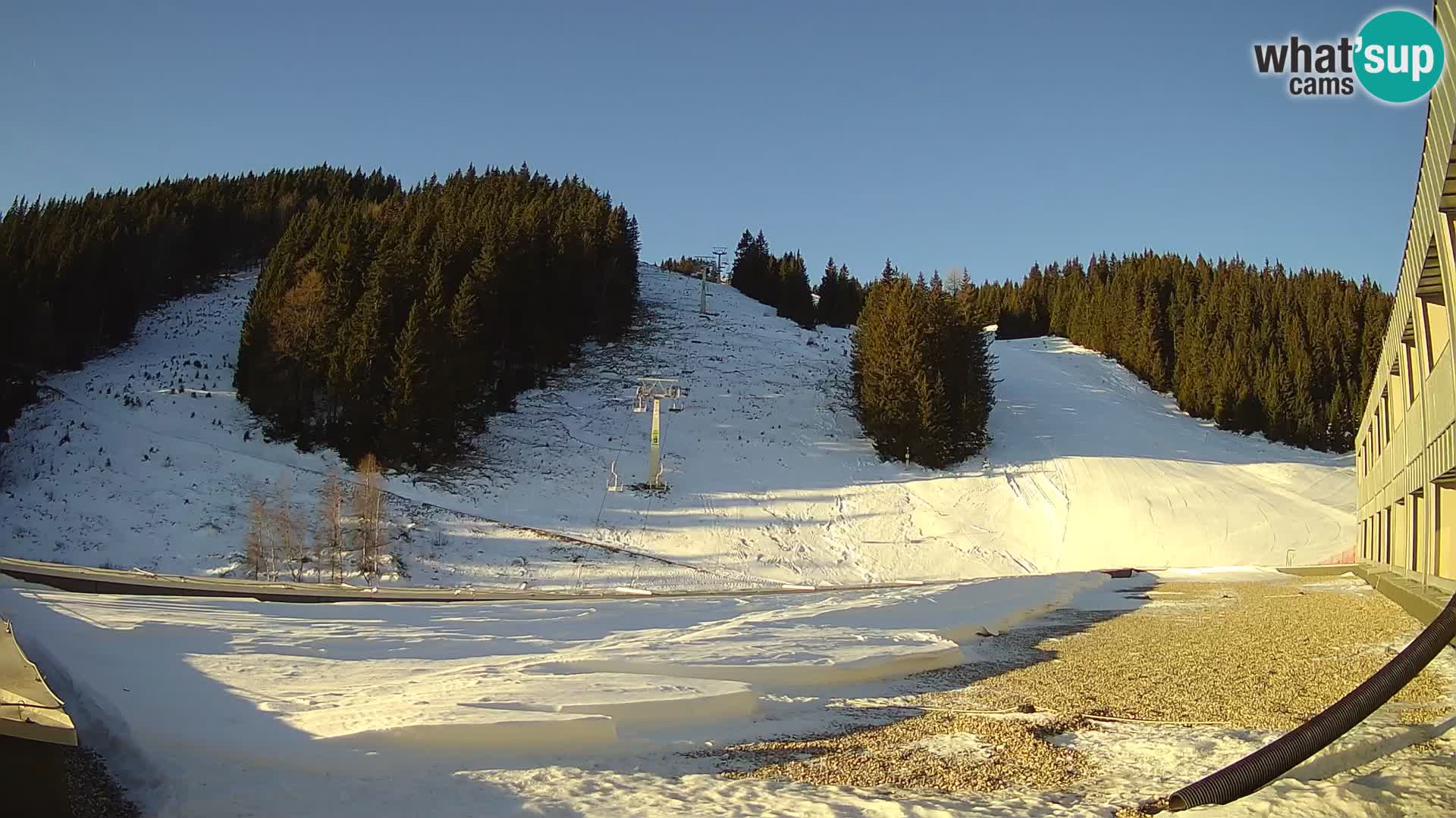 Webcam en direct de la station de ski de GOLTE – vue sur Medvedjak – Slovénie