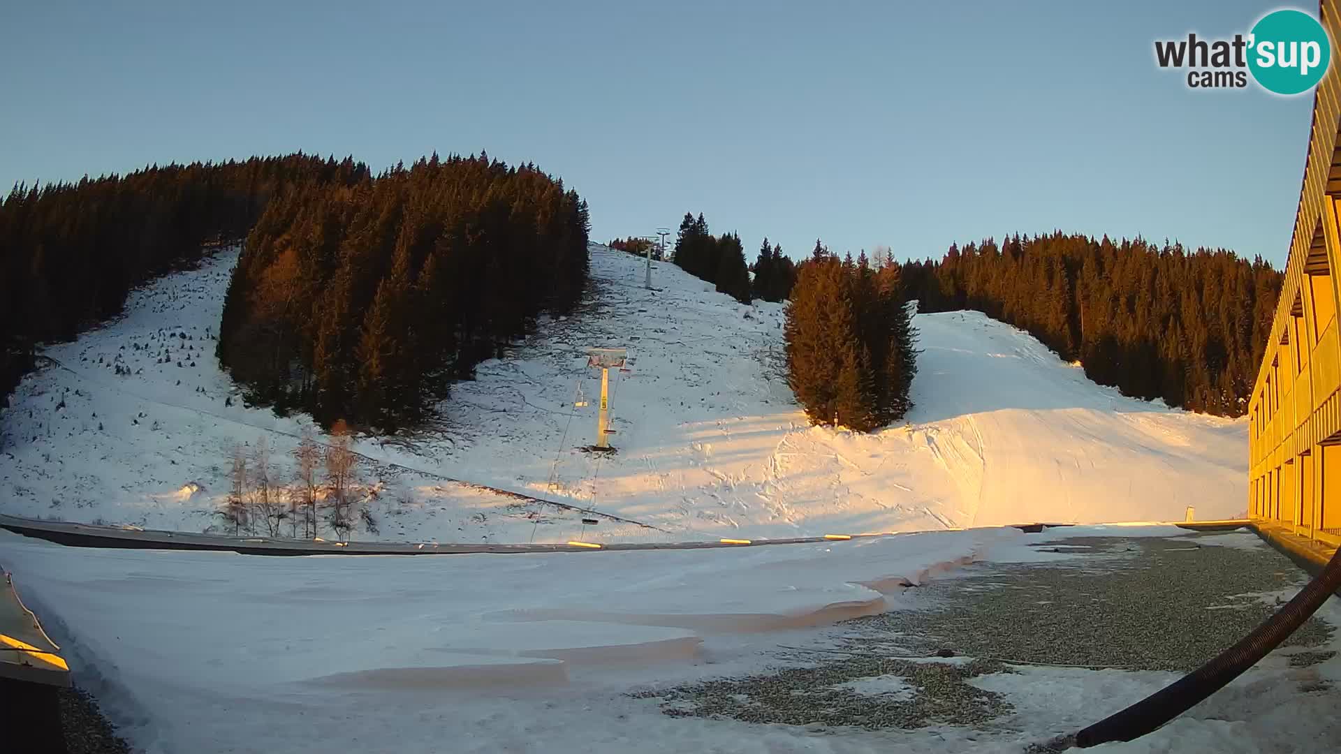 GOLTE Skigebiet webcam – Schöne Aussicht auf Medvedjak – Slowenien