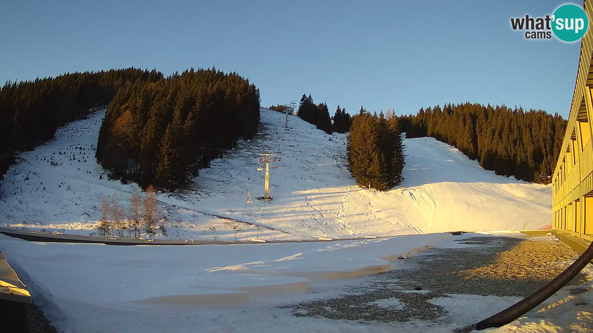 Webcam en direct de la station de ski de GOLTE – vue sur Medvedjak – Slovénie