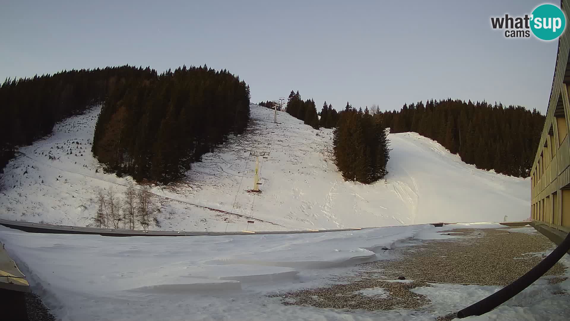 Webcam en direct de la station de ski de GOLTE – vue sur Medvedjak – Slovénie