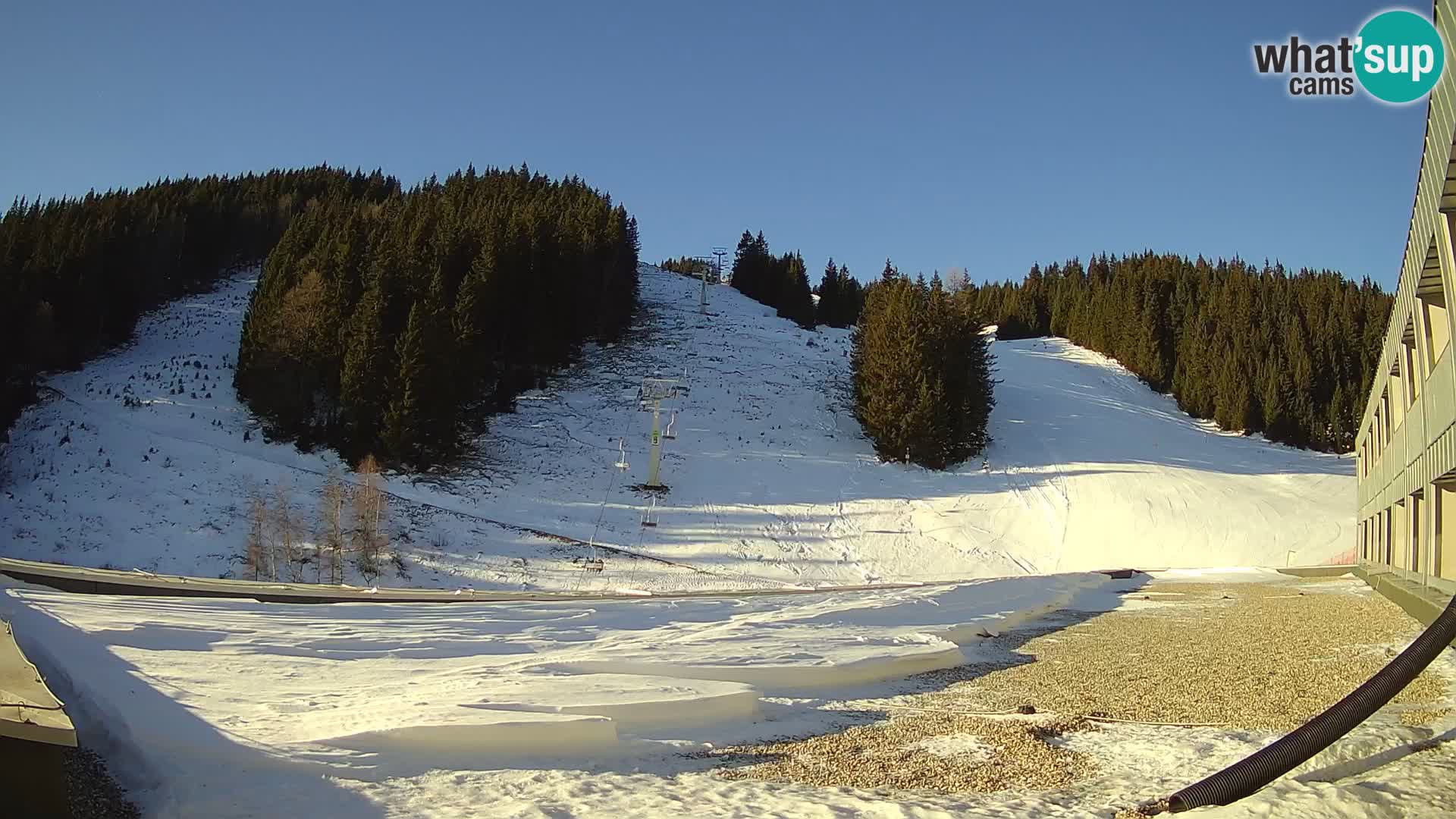 GOLTE skijalište web kamera – pogled na Medvedjak – Slovenija