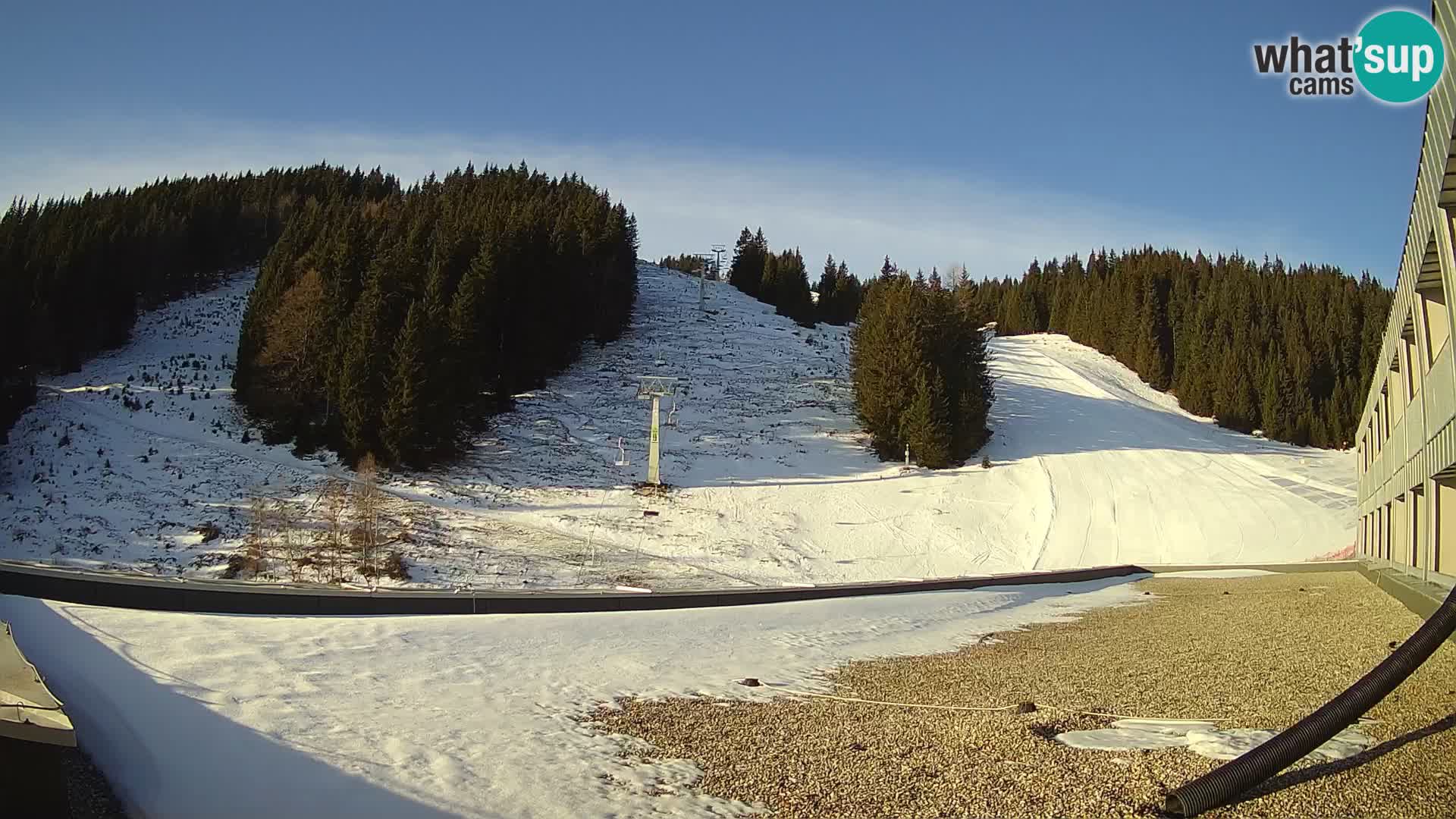 Cámara web en vivo de la estación de esquí GOLTE – vista a Medvedjak – Eslovenia