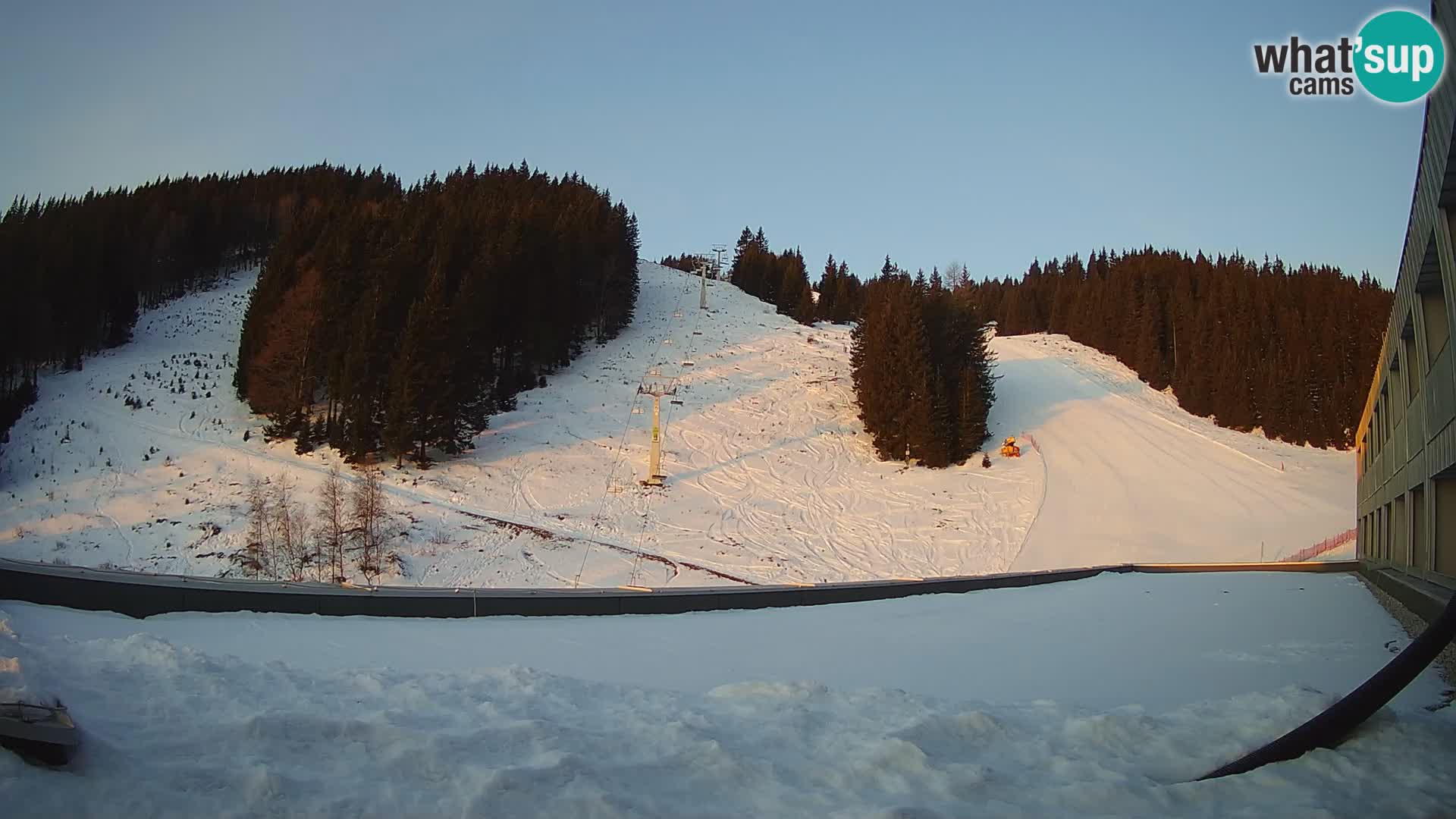 Cámara web en vivo de la estación de esquí GOLTE – vista a Medvedjak – Eslovenia