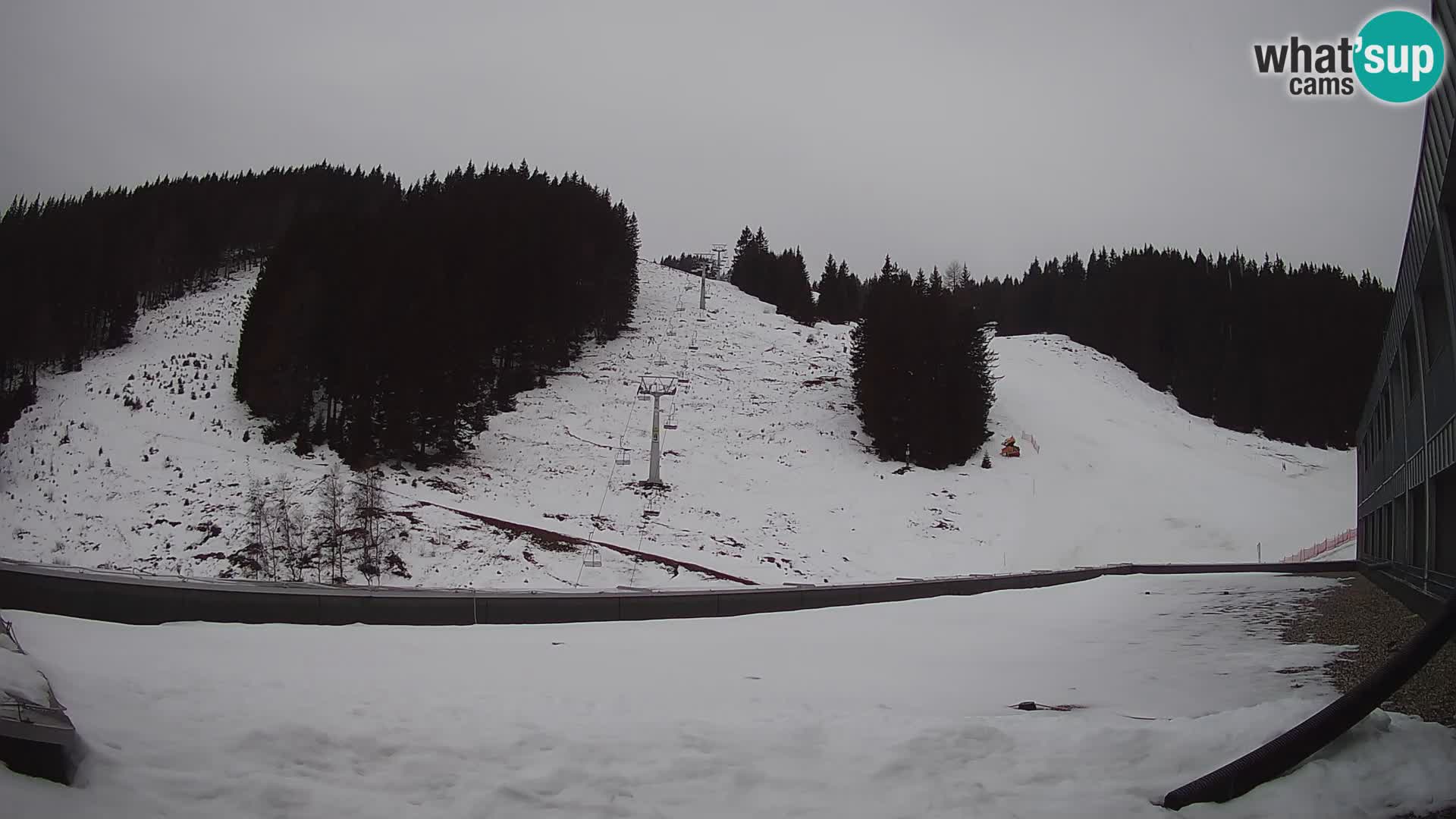 Cámara web en vivo de la estación de esquí GOLTE – vista a Medvedjak – Eslovenia