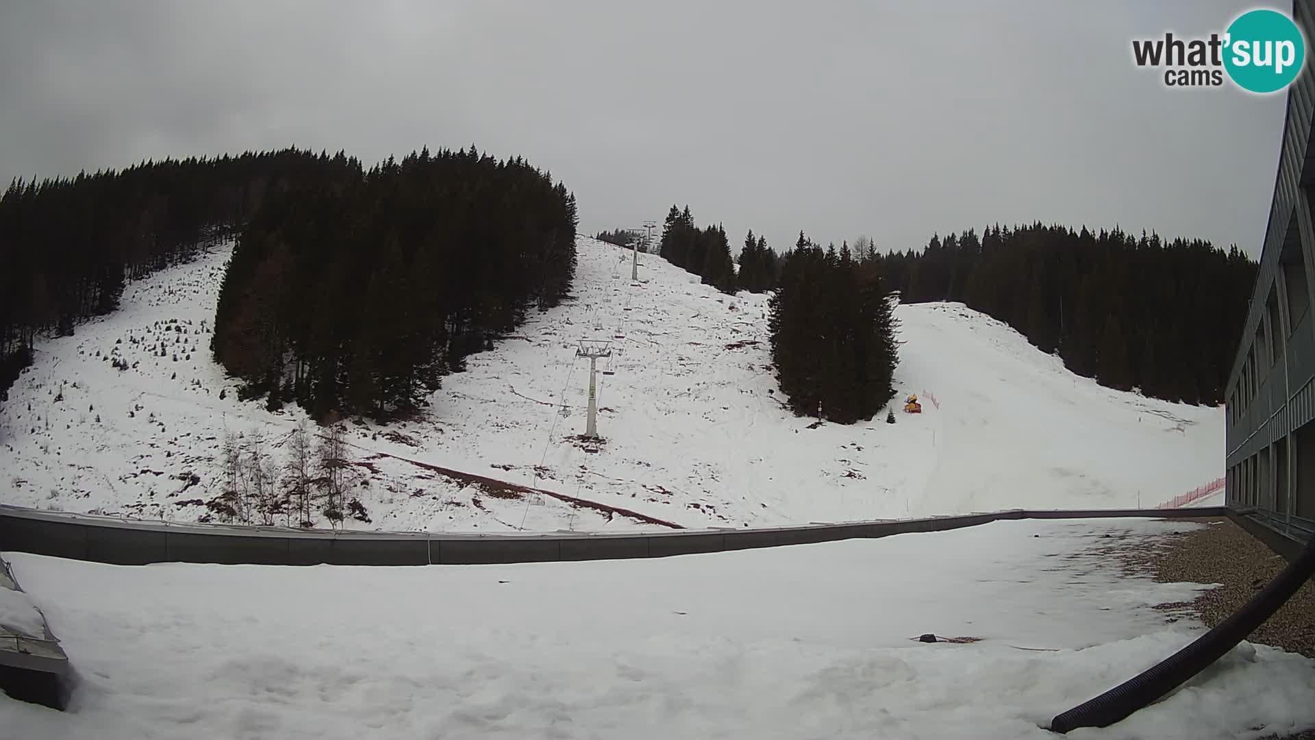 Cámara web en vivo de la estación de esquí GOLTE – vista a Medvedjak – Eslovenia