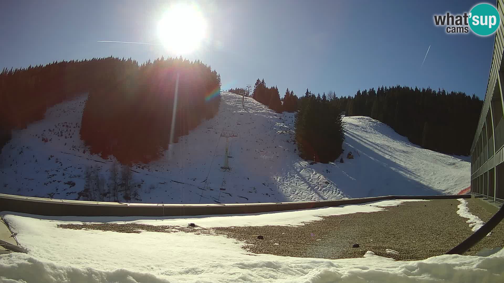 Spletna kamera smučišča GOLTE v živo – pogled na Medvedjak