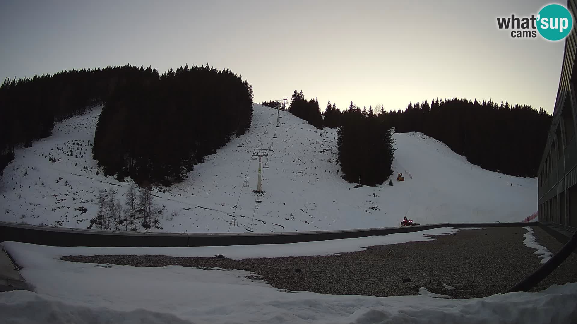 Cámara web en vivo de la estación de esquí GOLTE – vista a Medvedjak – Eslovenia