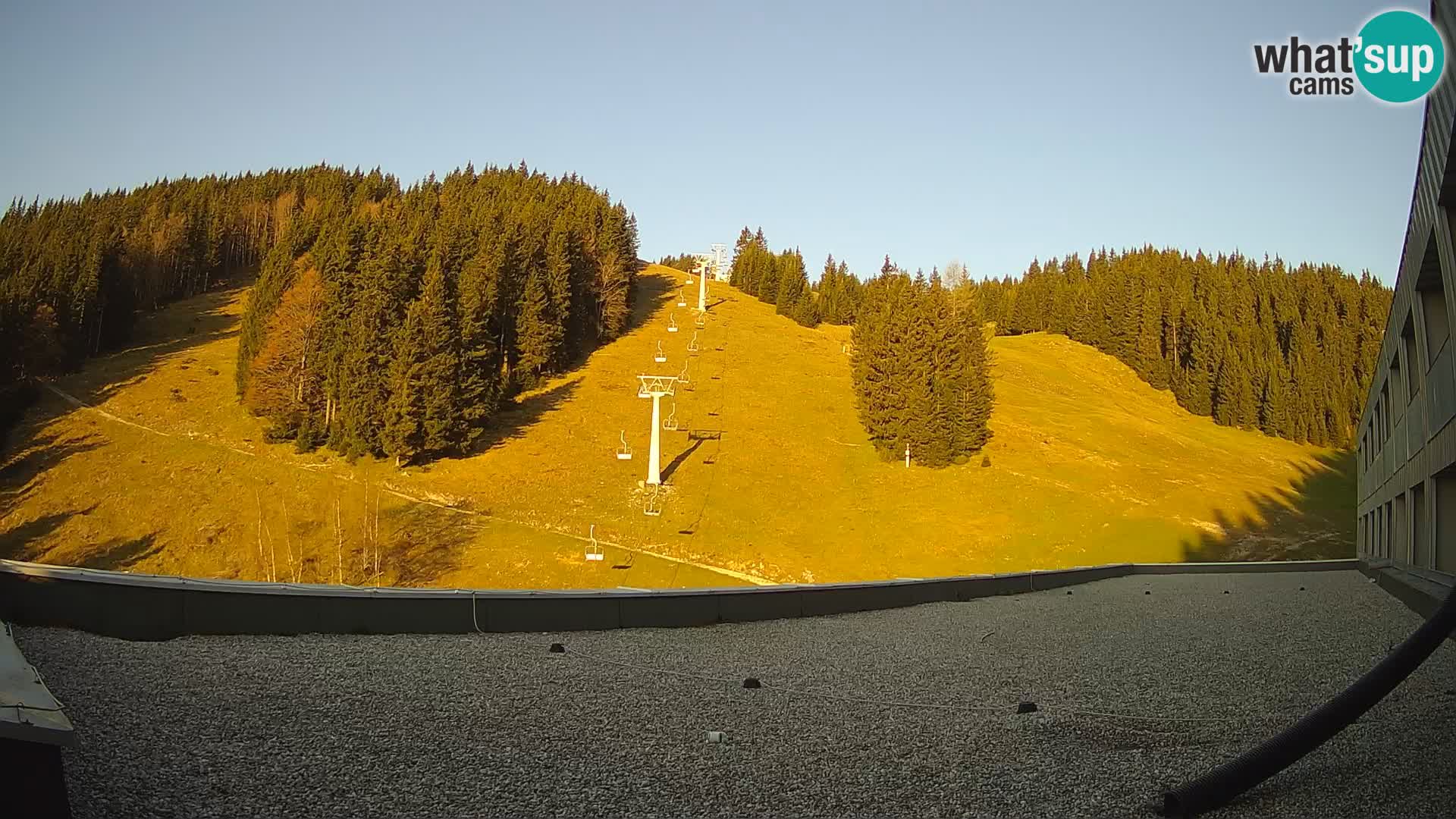 Webcam en direct de la station de ski de GOLTE – vue sur Medvedjak – Slovénie