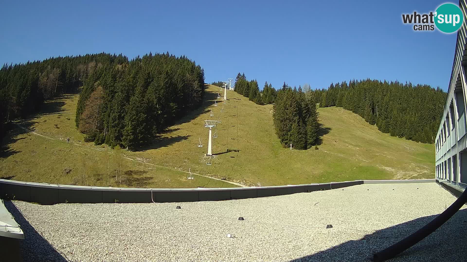 Cámara web en vivo de la estación de esquí GOLTE – vista a Medvedjak – Eslovenia