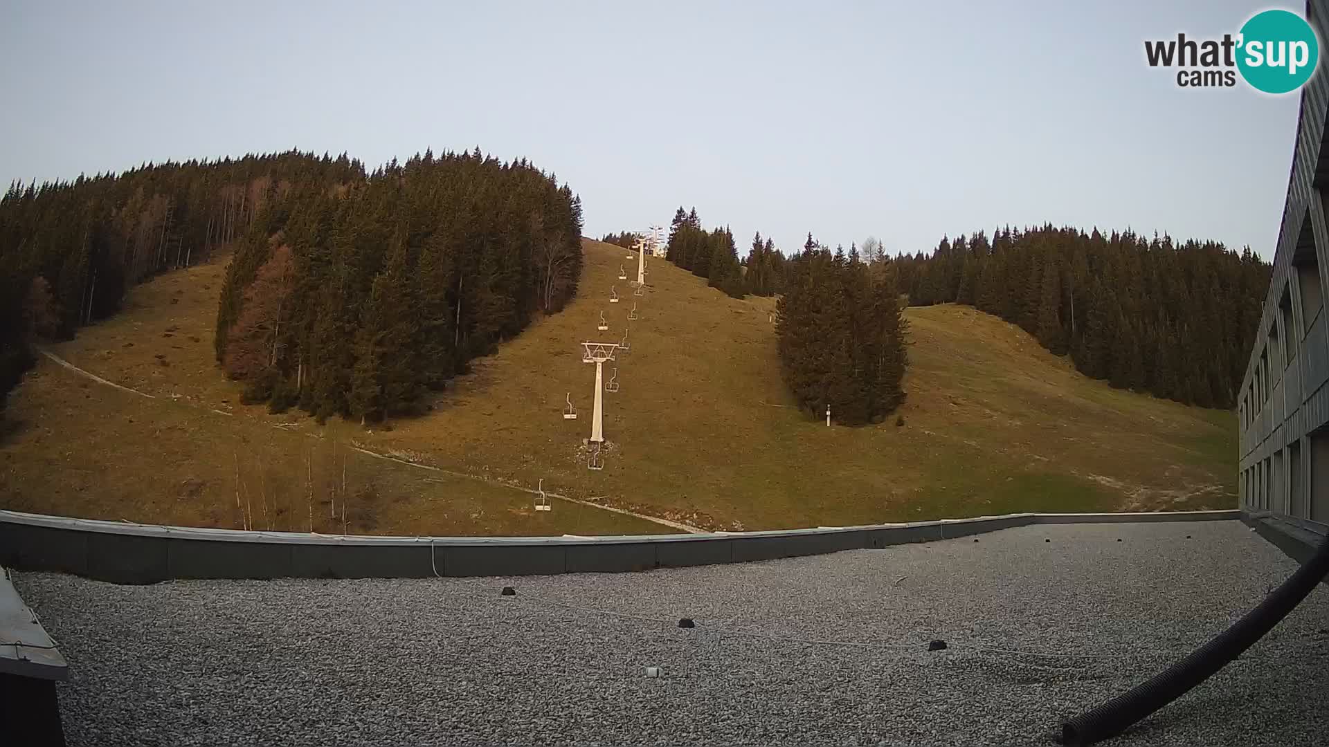 Webcam en direct de la station de ski de GOLTE – vue sur Medvedjak – Slovénie