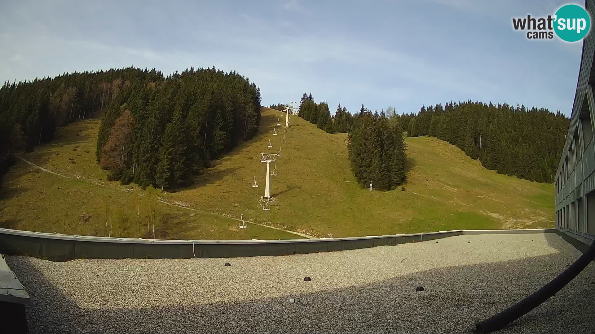 GOLTE skijalište web kamera – pogled na Medvedjak – Slovenija