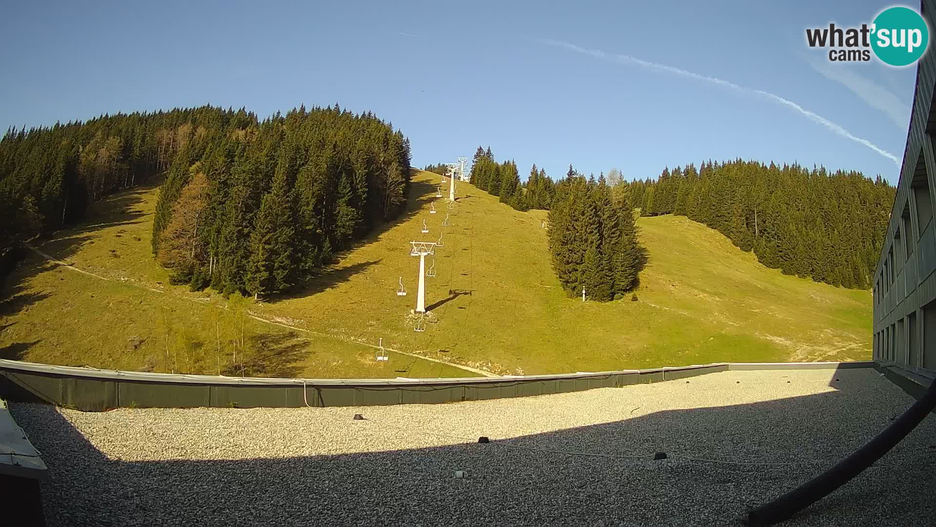 GOLTE skijalište web kamera – pogled na Medvedjak – Slovenija