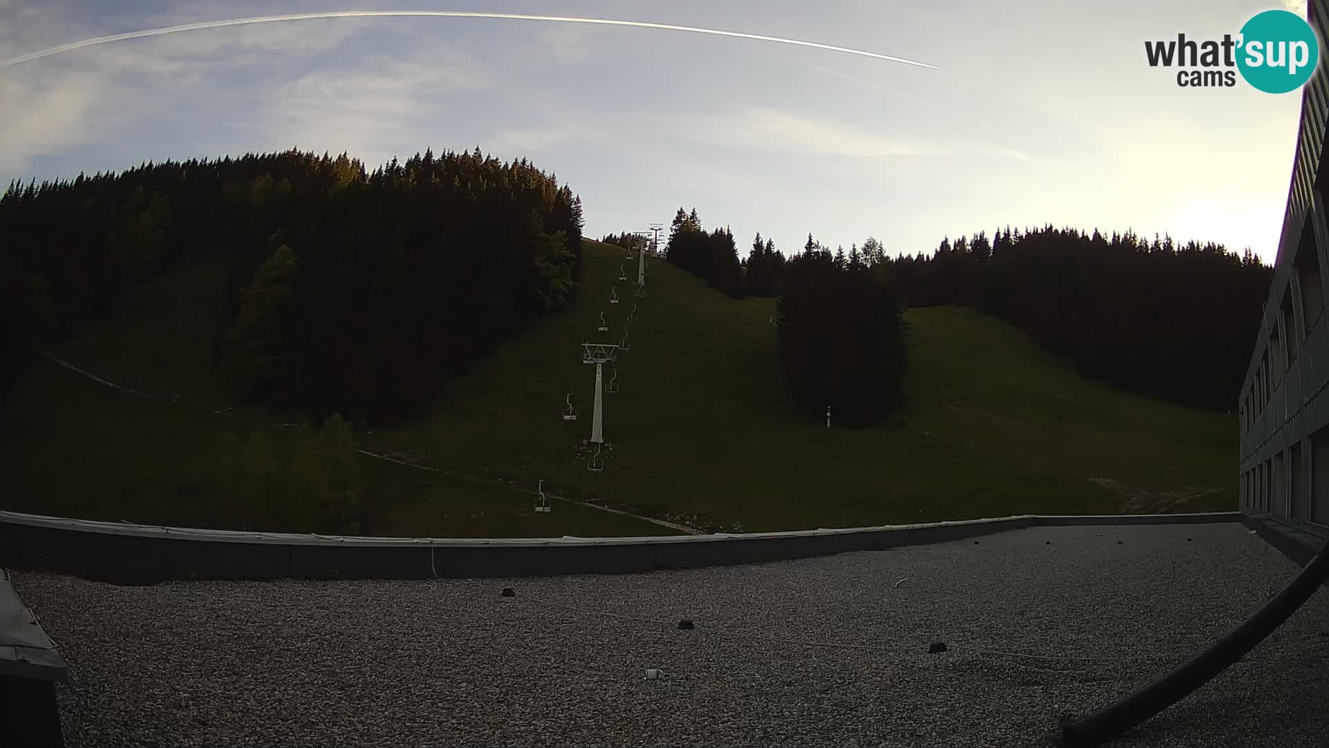 Cámara web en vivo de la estación de esquí GOLTE – vista a Medvedjak – Eslovenia