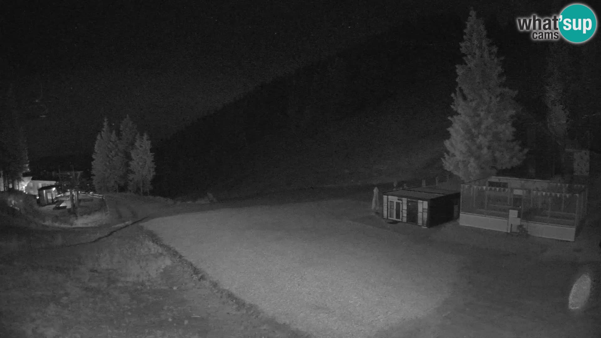 Spletna kamera smučišča GOLTE v živo – pogled na Medvedjak