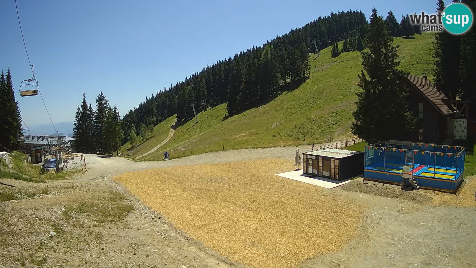 GOLTE skijalište web kamera – pogled na Medvedjak – Slovenija