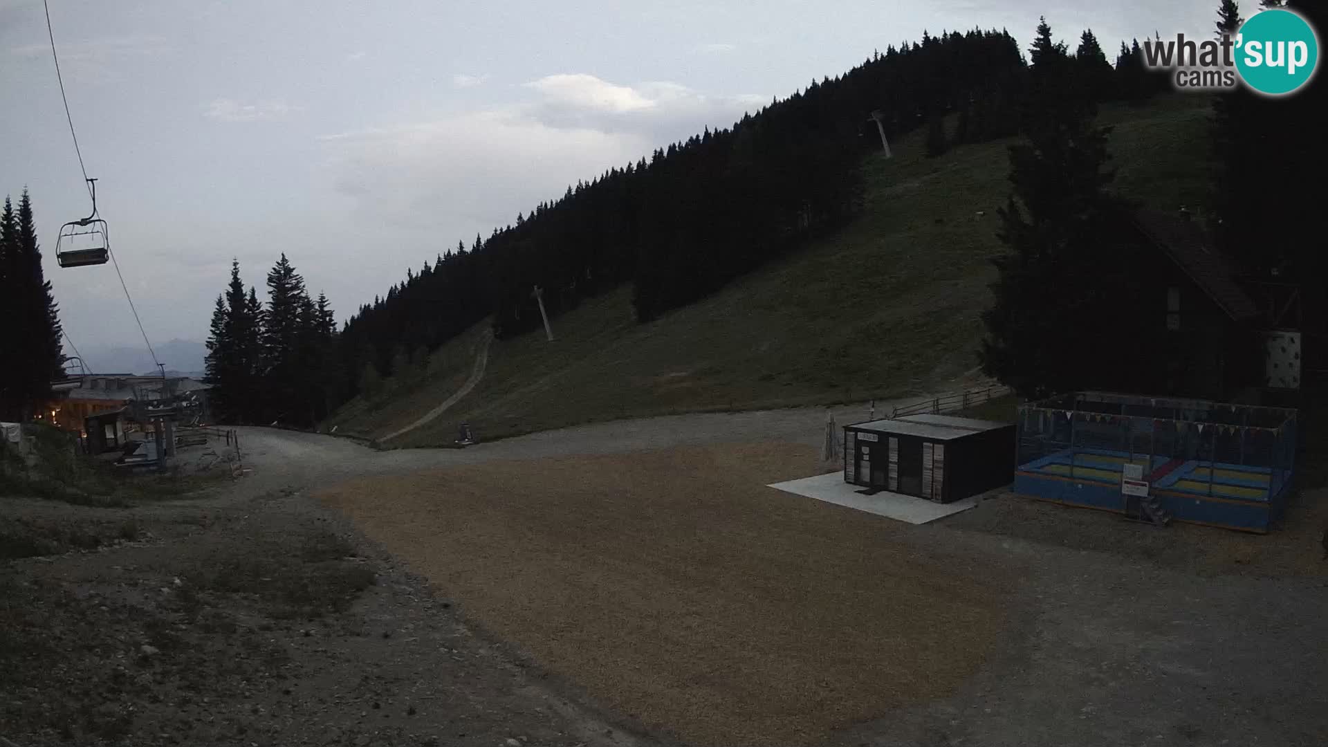 Cámara web en vivo de la estación de esquí GOLTE – vista a Medvedjak – Eslovenia
