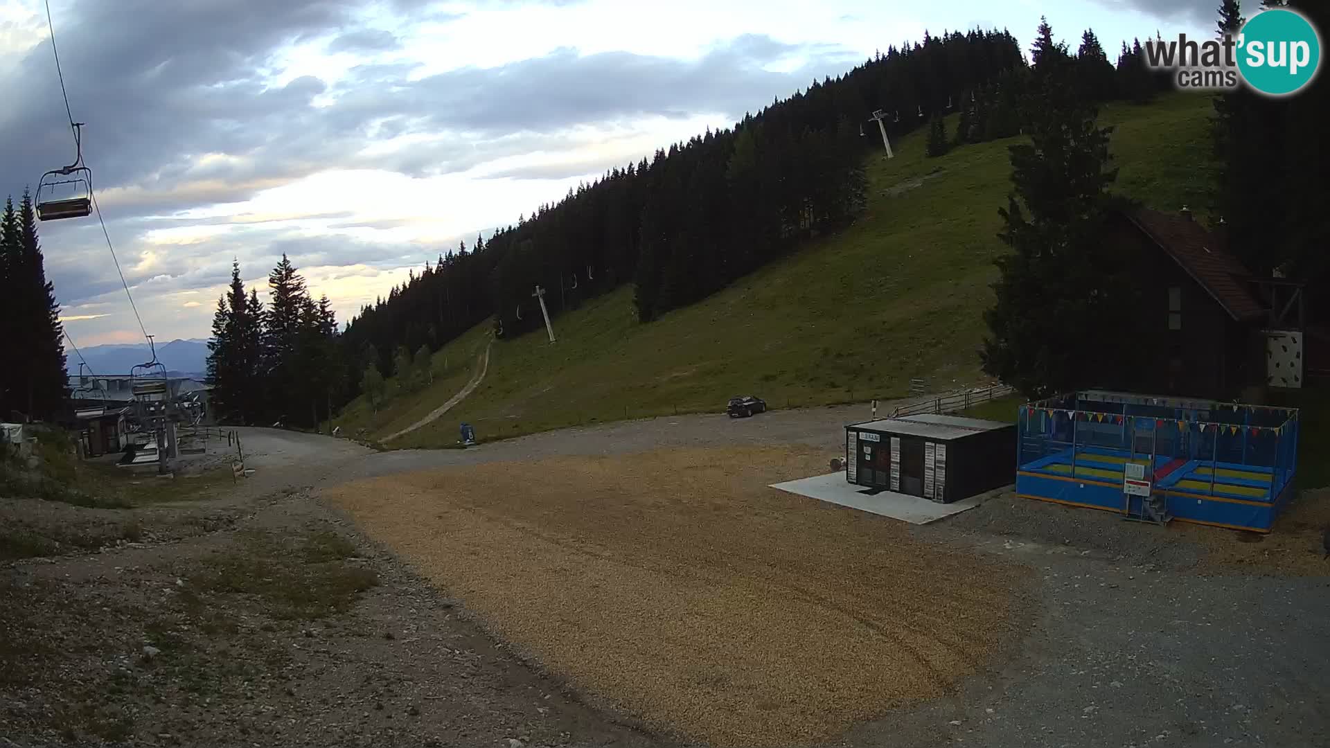 Webcam en direct de la station de ski de GOLTE – vue sur Medvedjak – Slovénie